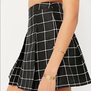 Grid skirt