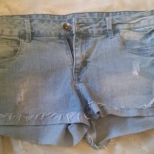 Distressed short shorts.