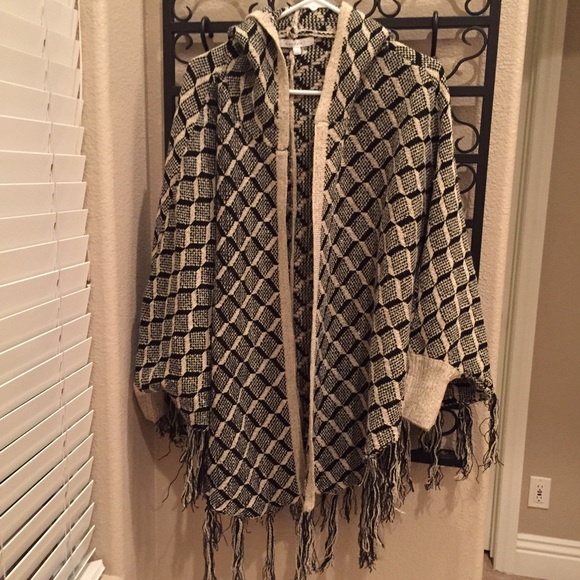 Fringe Hooded Cardigan - Picture 3 of 3