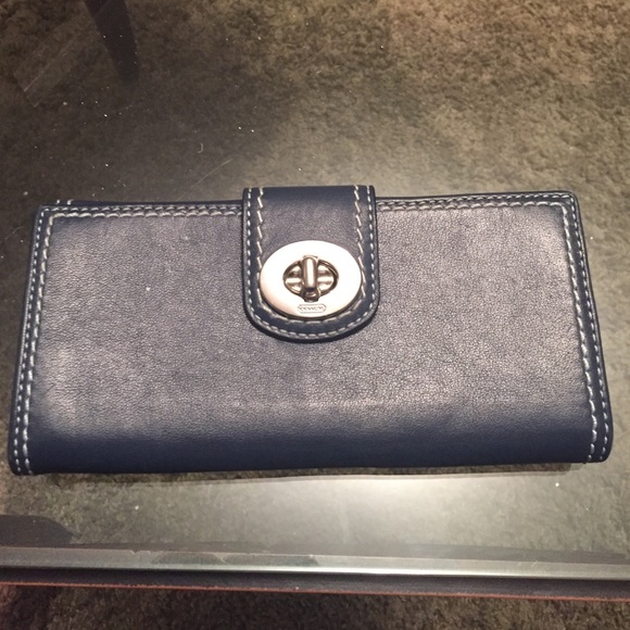 Coach wallet