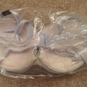 Victoria secret 34 D