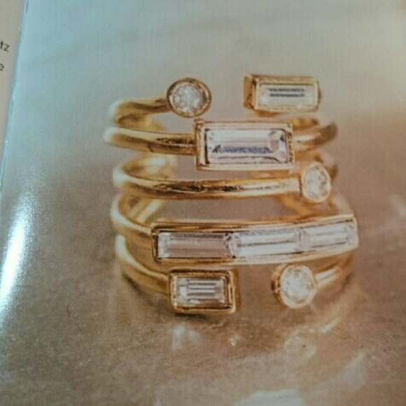Alexis Bittar Jewelry - Alexis Bittar cocktail ring from Box of Style