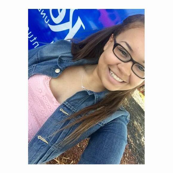 Meet your Posher, Jacqueline - Picture 1 of 1