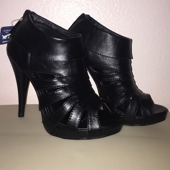 Brand New Women's Kim dress high heel
