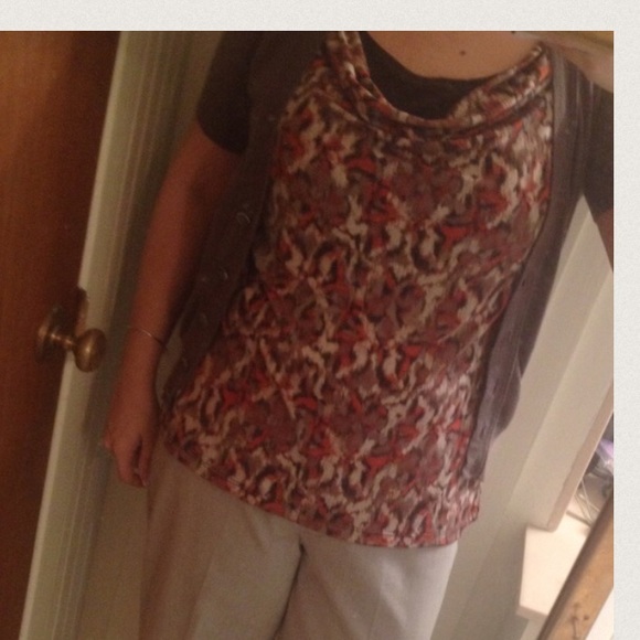 Sleeveless Blouse. Nice Fall Colors