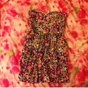 Floral strapless dress