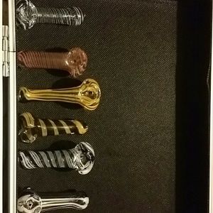2 Spoons inside out variety of colors.