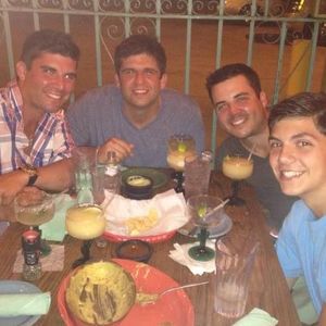 Meet your Posher, Brett