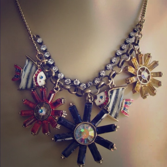 NWT BETSEY JOHNSON MERMAIDTALE COLLECTION NECKLACE