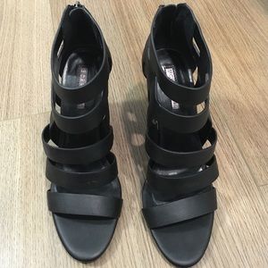 Bcbgeneration Maya, wedge strappy black heels