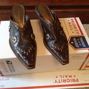 BCBG western style booties size 8