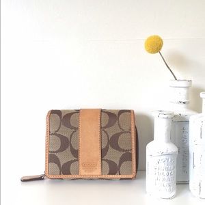 Coach Bifold Signature Wallet