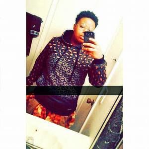 Meet your Posher, Alexis