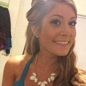 Meet your Posher, Britt