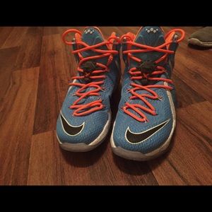 Lebron James elite throwback play off color wave