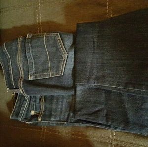 American eagle favorite boyfriend jeans