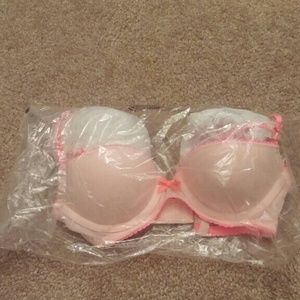 Victoria secret 32B