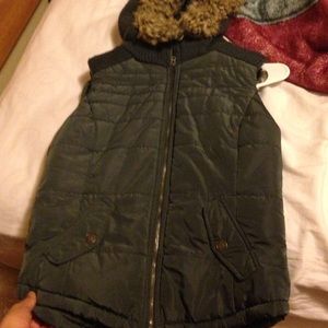 Aeropostale vest!