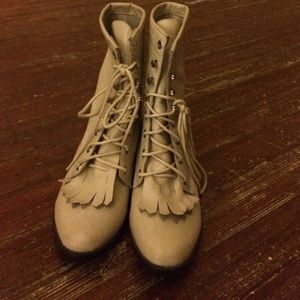 Justin style boots size 5.5