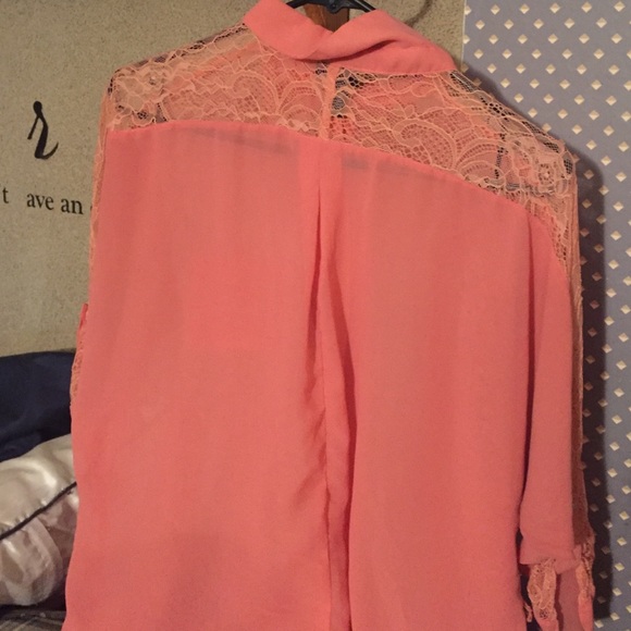 Flowing button up with lacing up arms and back - Picture 2 of 4