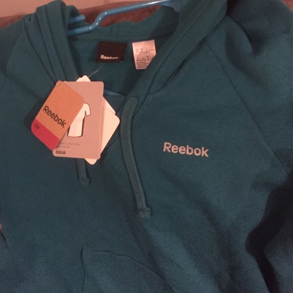 NWTS Reebok hoodie - Picture 2 of 3