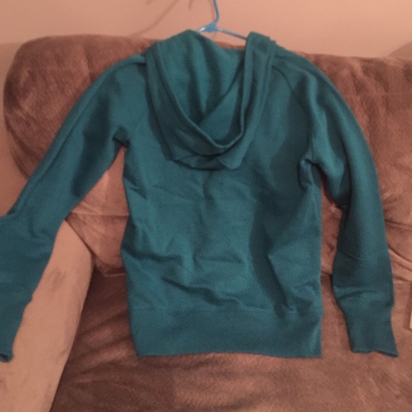 NWTS Reebok hoodie - Picture 3 of 3