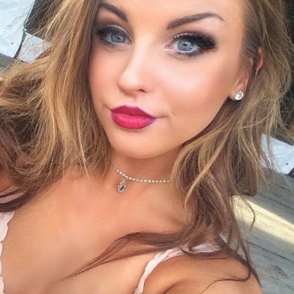 Meet your Posher, Madison