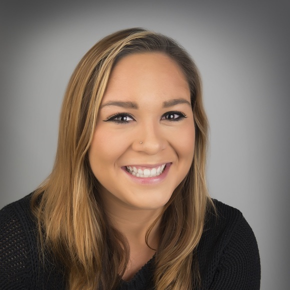 Meet your Posher, Britt