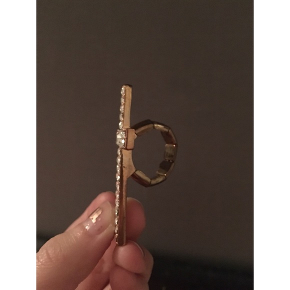 Cross ring - Picture 2 of 2
