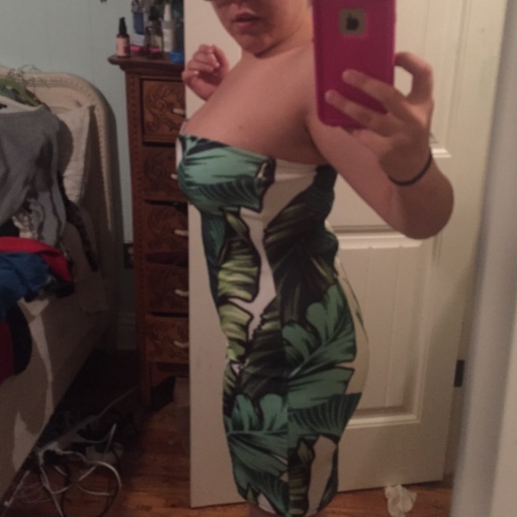 Tropical Cocktail Dress - Picture 2 of 3