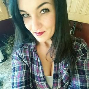 Meet your Posher, Tonya