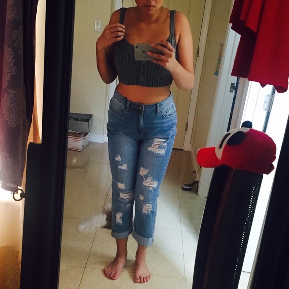 😊SOLD ON MERCARI😊 crop top - Picture 3 of 3