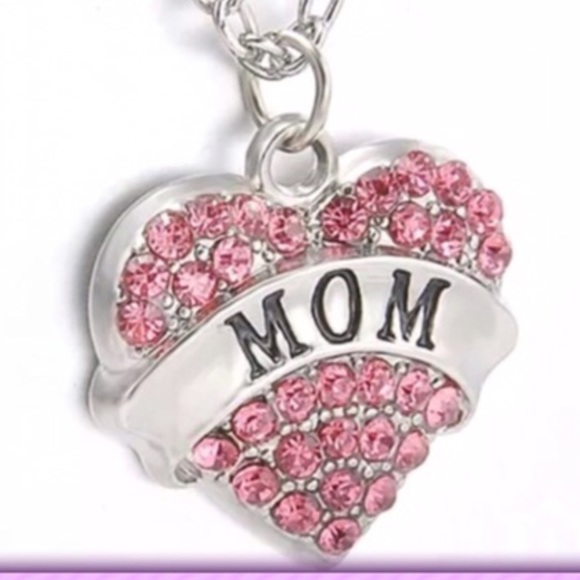 Mom Necklace - Picture 6 of 6