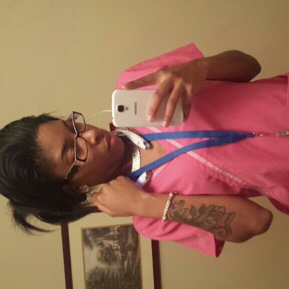 Meet your Posher, Keva