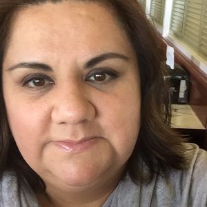 Meet your Posher, Angie