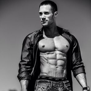 Meet your Posher, Adam