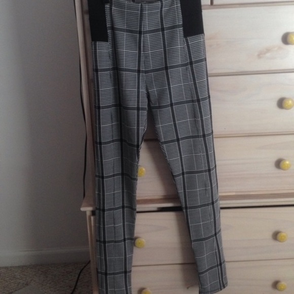 Forever 21 houndstooth pants