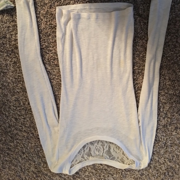 Top - Picture 2 of 2