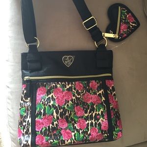 Black,leopard and rose Betsy Johnson purse