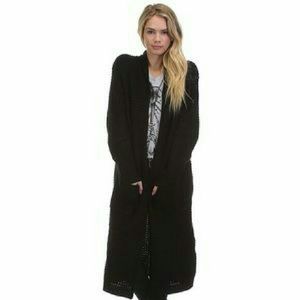 Tea n Cup Geo black maxi sweater