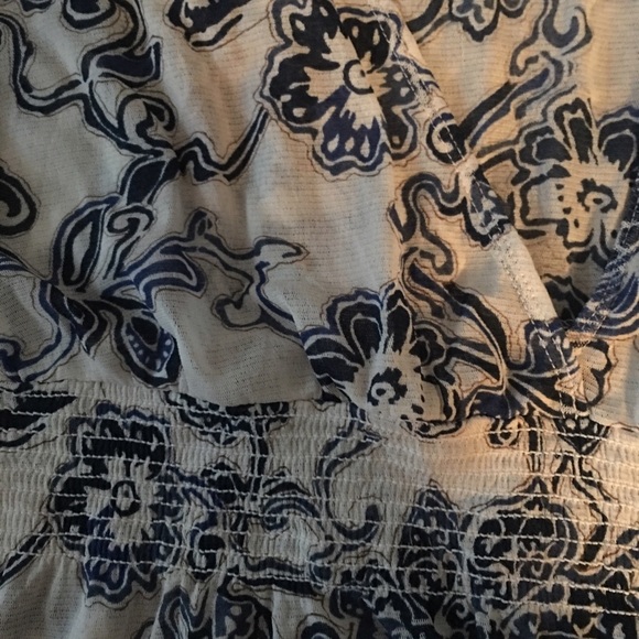 Top - Picture 4 of 4