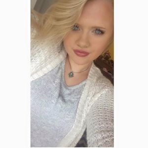 Meet your Posher, Neely