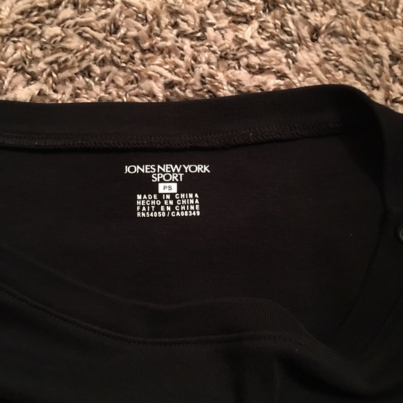 Top - Picture 3 of 3