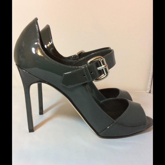 Manolo Blahnik Prejuda Heel