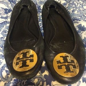 Tory burch black Reva flats with gold Buckle 6.5