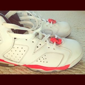 Air Jordan 6 white infrared size 5,5Y