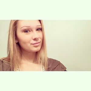 Meet your Posher, Annie