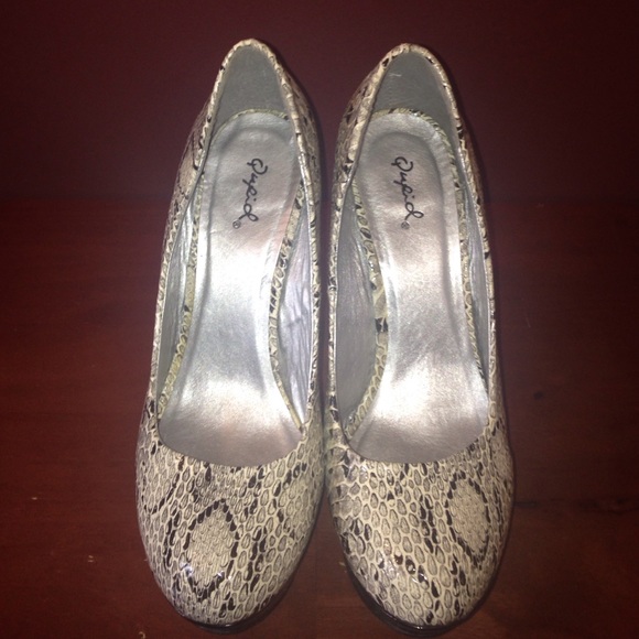 Snake Heels - Picture 2 of 4