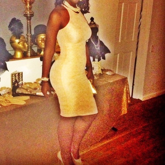 Gold sparkle form fitting dress