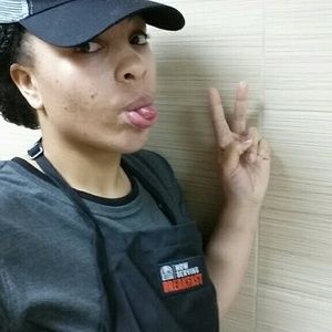 Meet your Posher, Janae